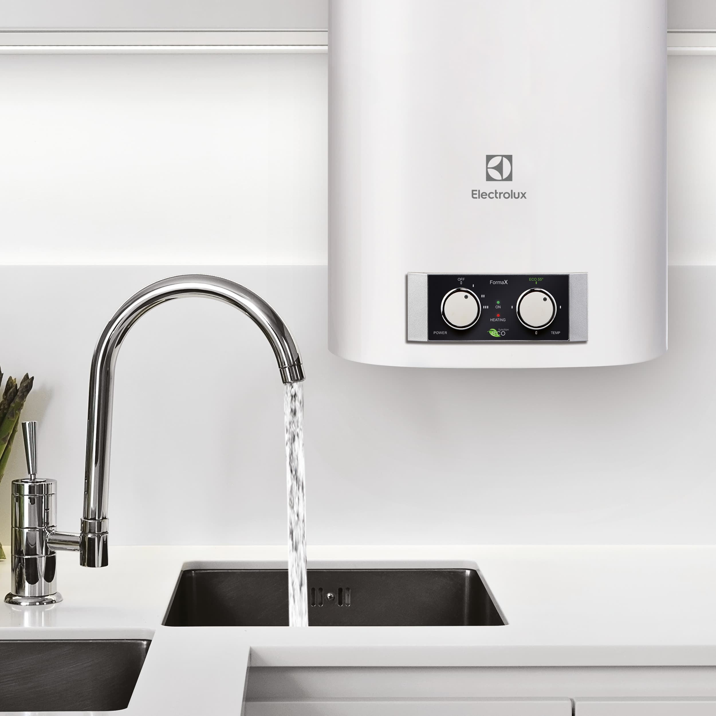 Водонагреватель Electrolux EWH 100 Formax — фото 8